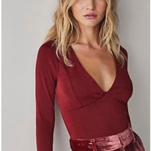 Free People~ Sz Small~ NWT~ Sleek Essentials Layering Top~ Very Berry